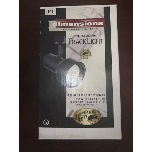 Hampton Bay Halogen Track Light Head - Black - NEW - Model #680 068 - Picture 1 of 2